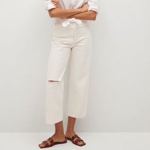 NWOT MANGO MNG High Rise Gabriela Straight Fit White Denim Jeans